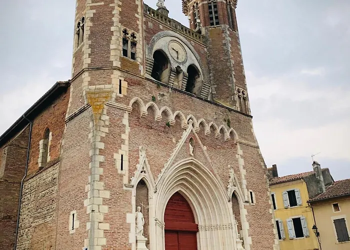 Tatil Evi Beautiful Next To Garonne River! Couladere