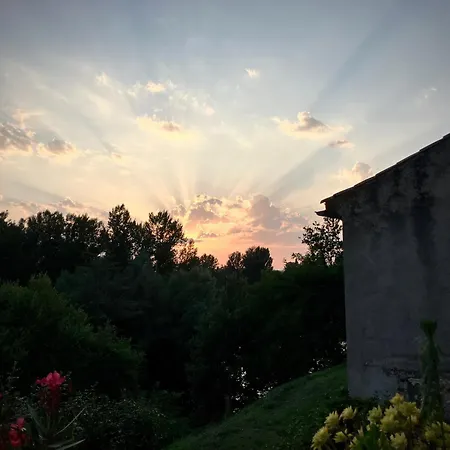Holiday home Beautiful Next To Garonne River! Couladere